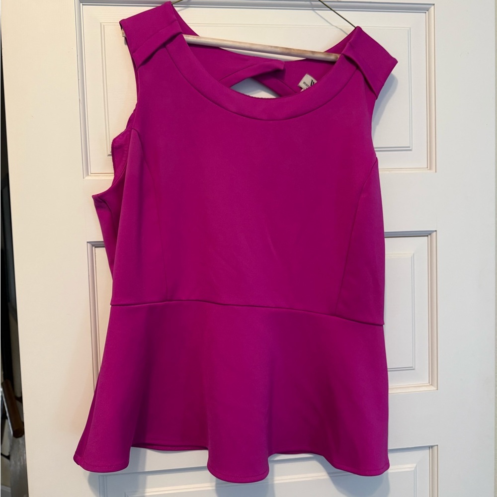 Worthington Fuchsia Sleeveless Blouse